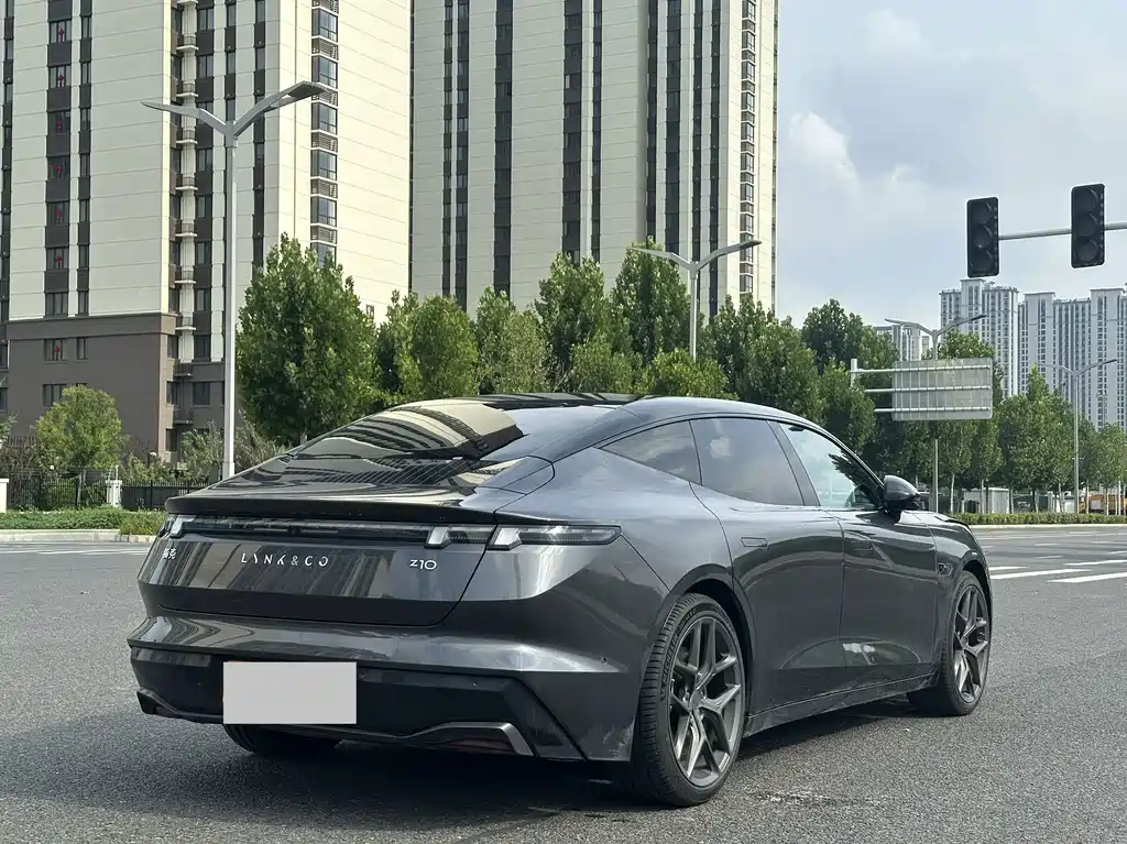Lynk & Co Z10 — миниатюра 8