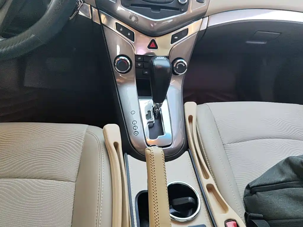 Chevrolet Cruze — миниатюра 14