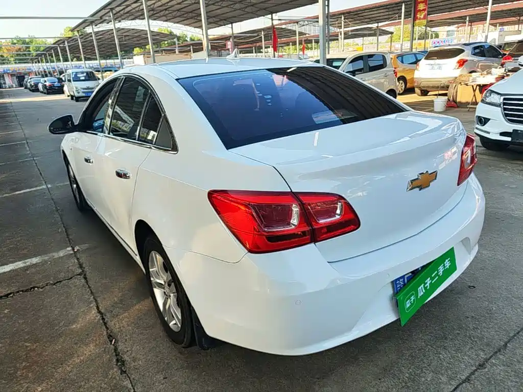 Chevrolet Cruze — миниатюра 5