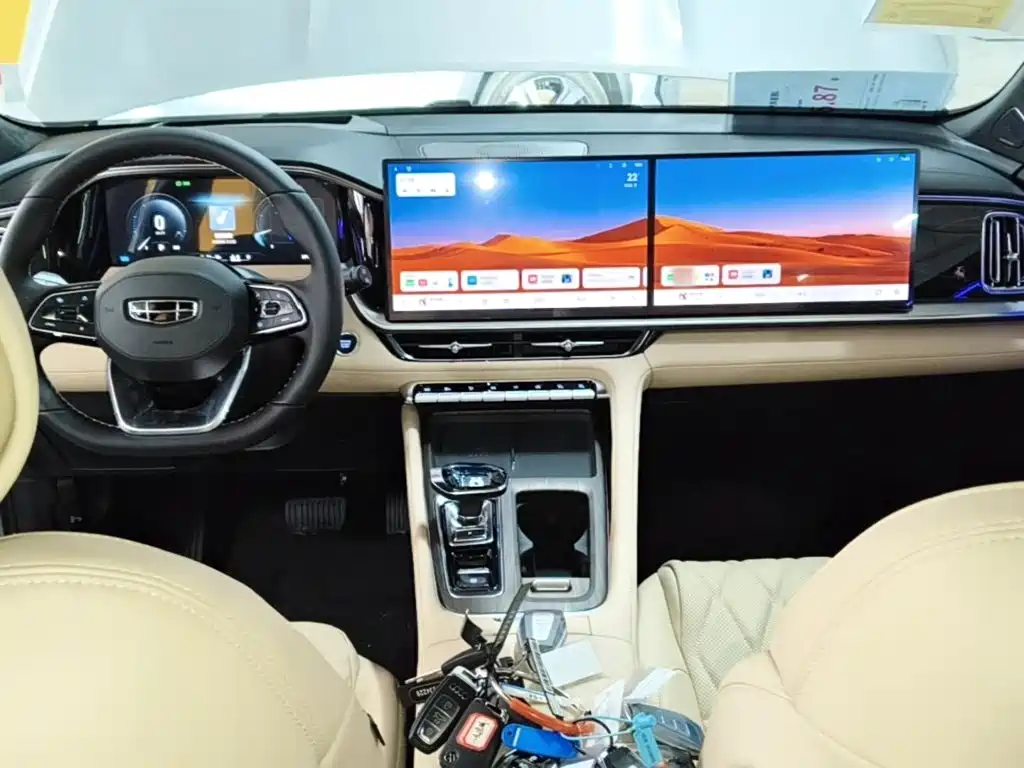 Geely Xingyue L — миниатюра 10