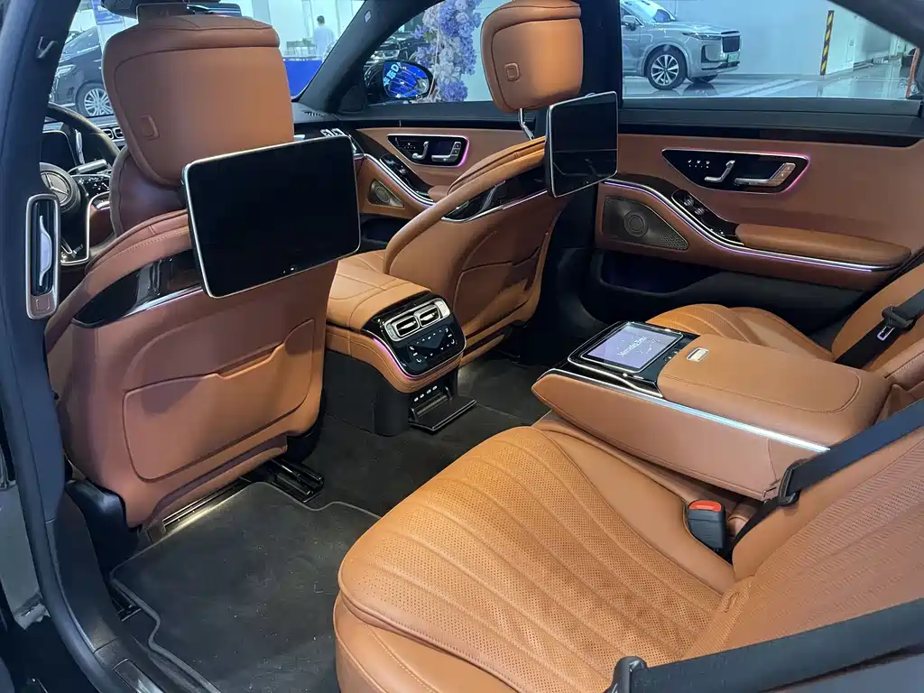 Mercedes-Benz S-Class — миниатюра 7