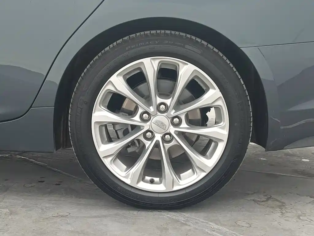 Cadillac CT5 — миниатюра 9