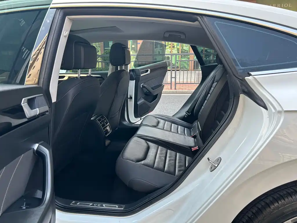 Volkswagen FAW - Passat CC CC 2023 380TSI