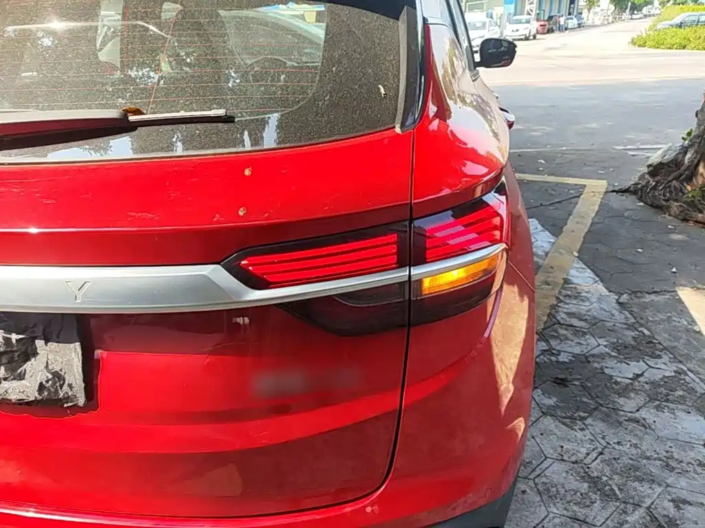 Geely Binyue — миниатюра 8