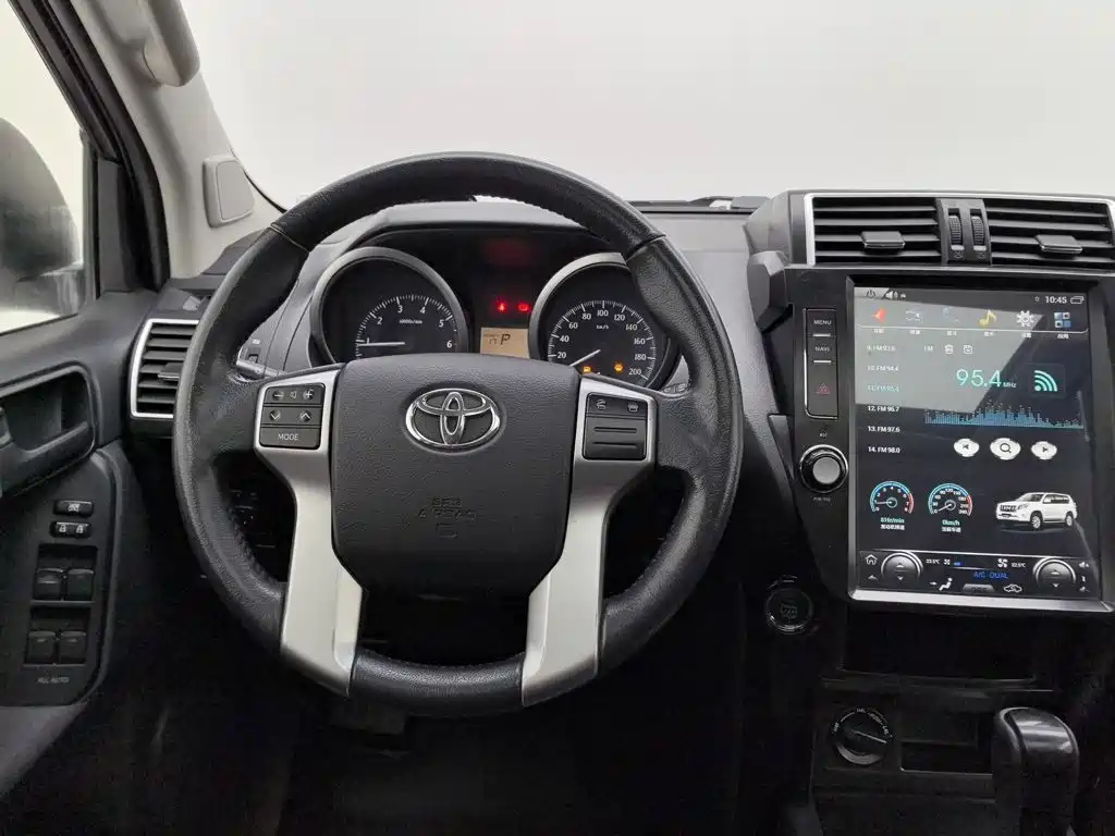 Toyota Prado — миниатюра 11