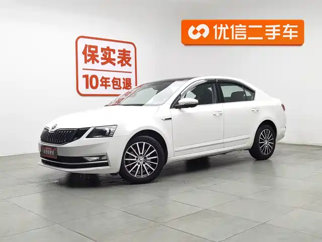 SKODA OCTAVIA 2019