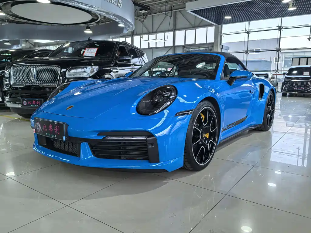 Porsche 911 2025