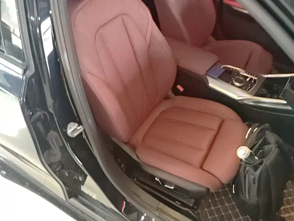 BMW 3 Series — миниатюра 25