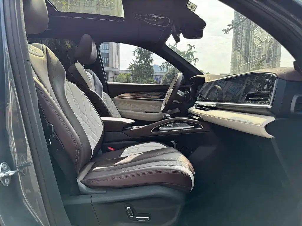 Geely Xingyue L — миниатюра 10