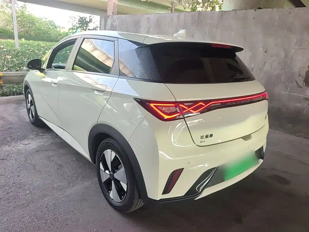 BYD Dolphin — миниатюра 5