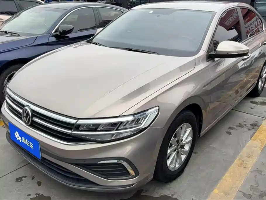 Volkswagen Bora 2023