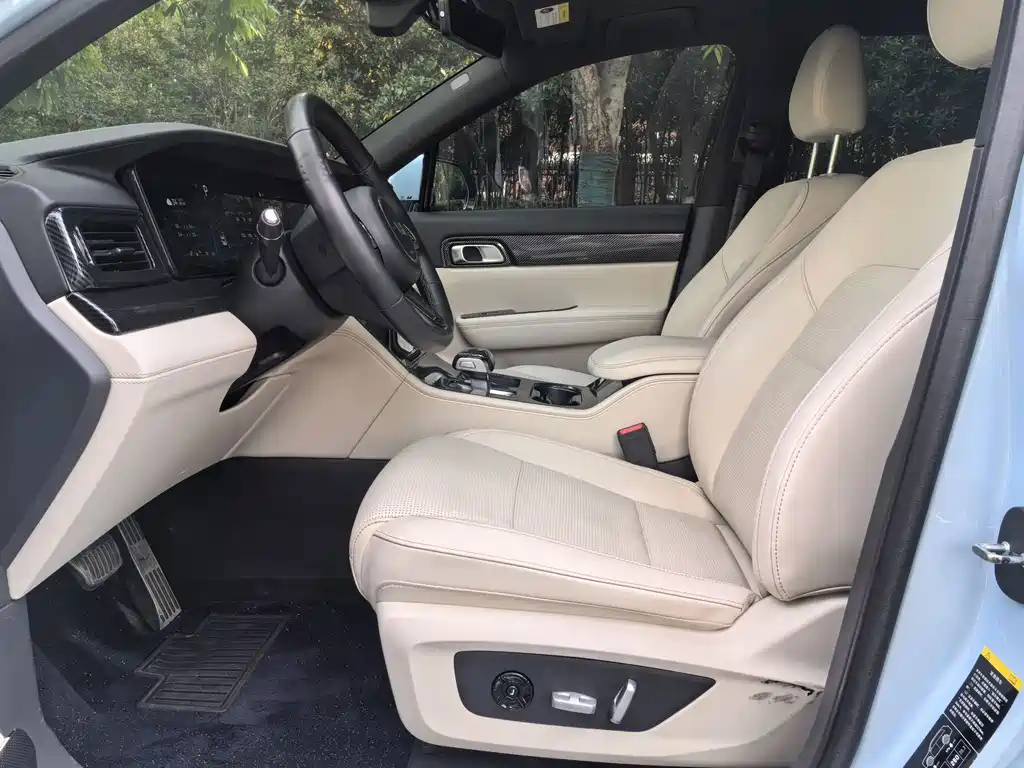Li Auto Li ONE — миниатюра 10