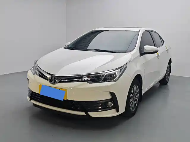 TOYOTA COROLLA 2018