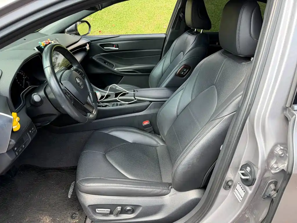 Toyota Avalon — миниатюра 8