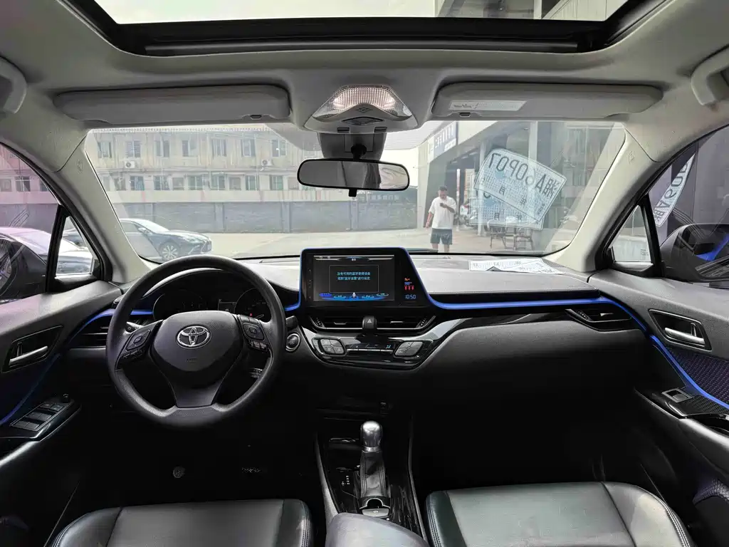 Toyota C-HR — миниатюра 5