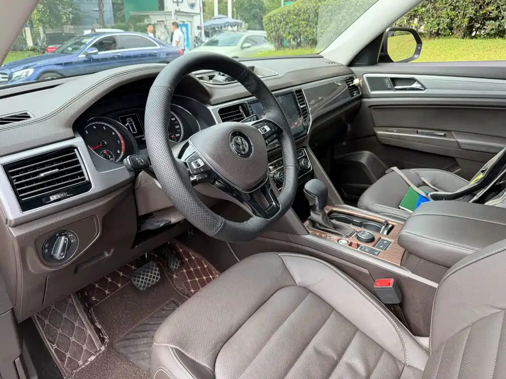 Volkswagen Teramont — миниатюра 7