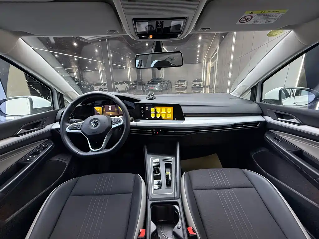 Volkswagen Golf — миниатюра 12