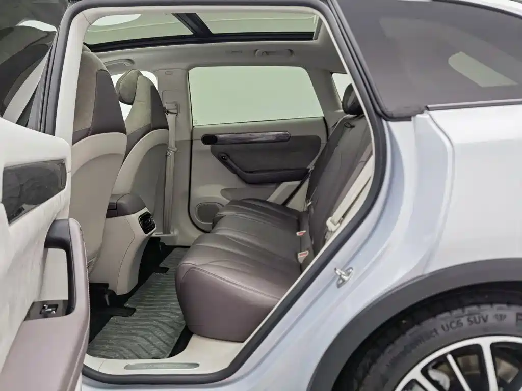 Leapmotor Leapmotor C11 — миниатюра 15