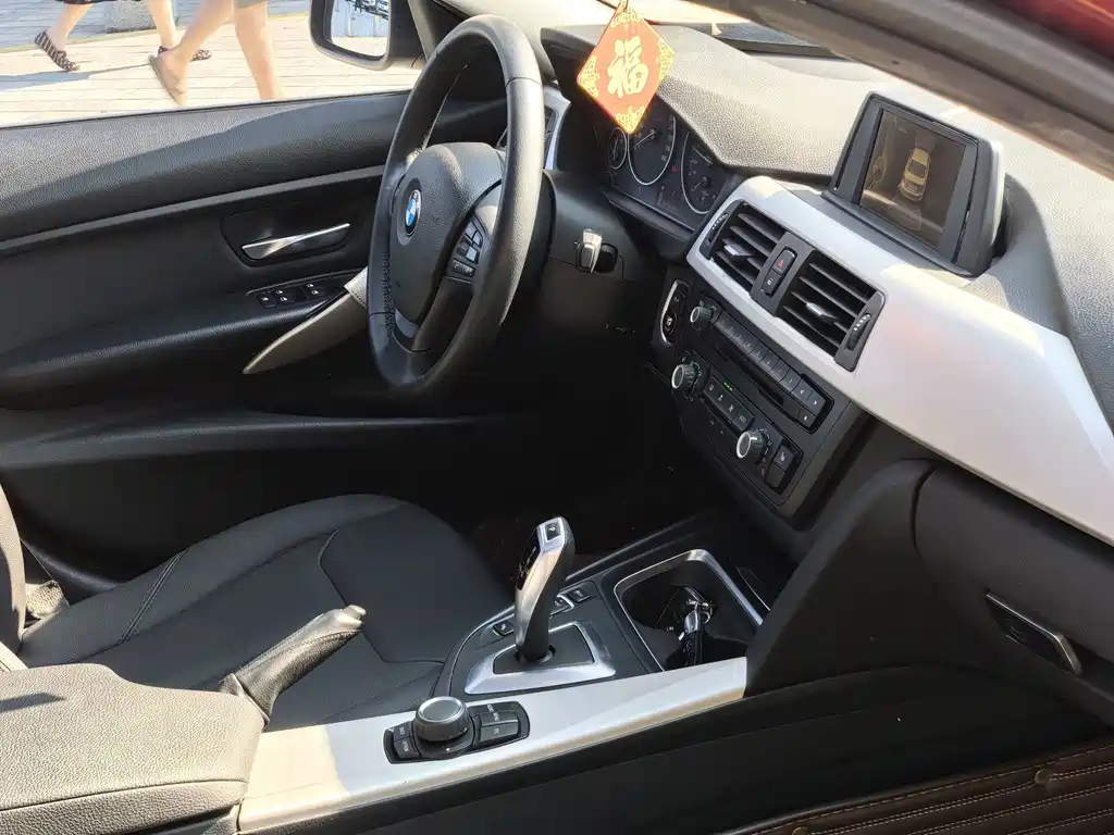 BMW 3 Series — миниатюра 19