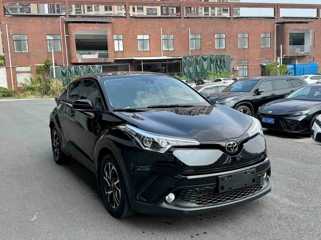 Toyota C-HR — миниатюра 3