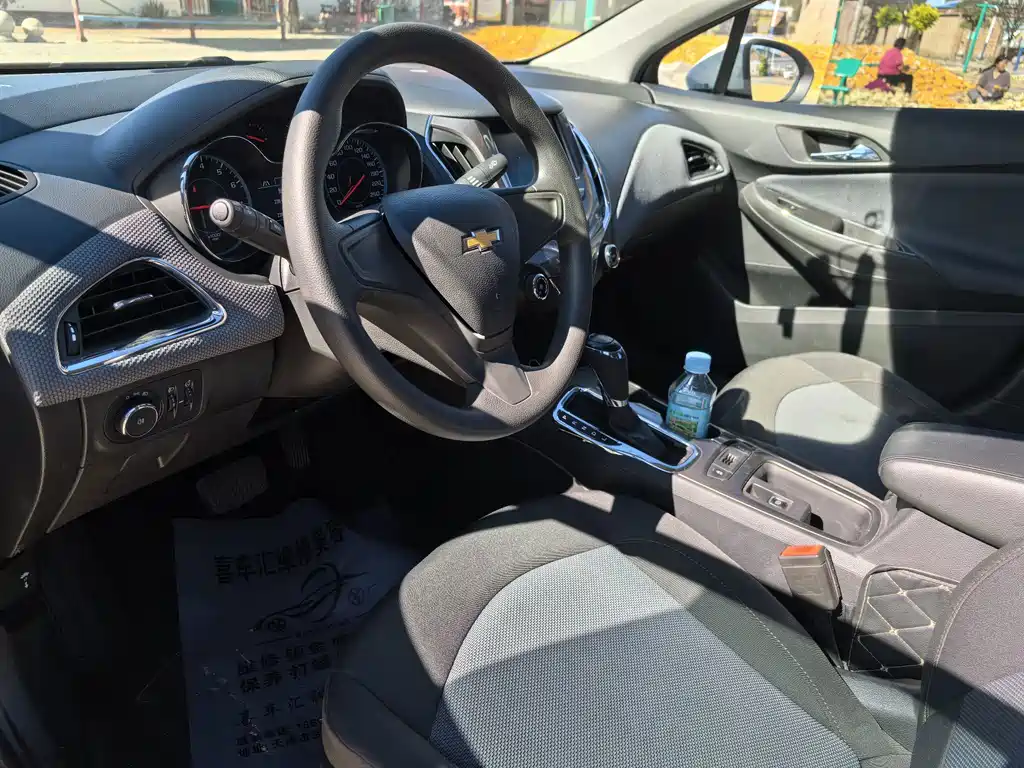 Chevrolet Cruze — миниатюра 7