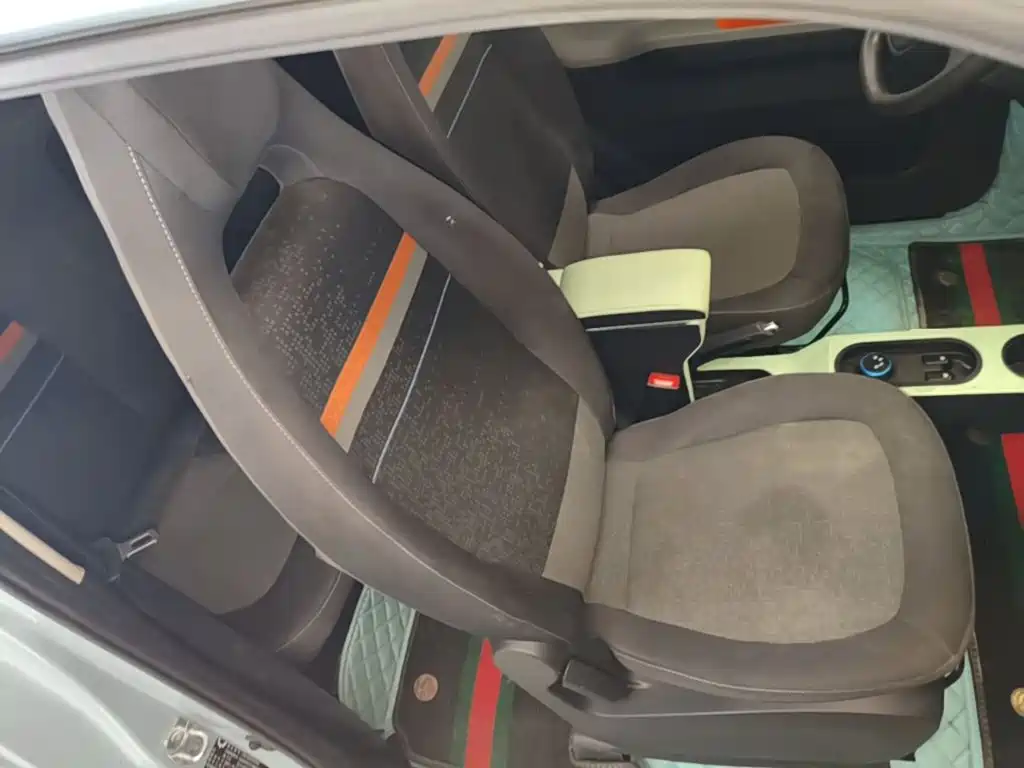 Wuling MINIEV — миниатюра 25