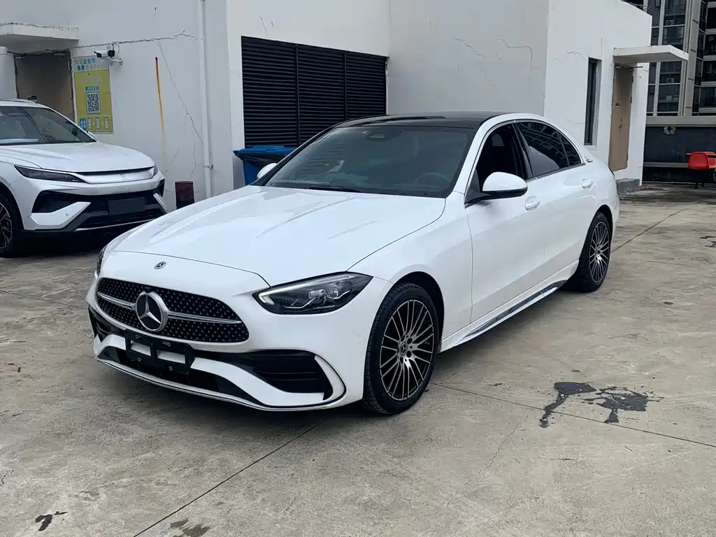 Mercedes-Benz C-Class 2022