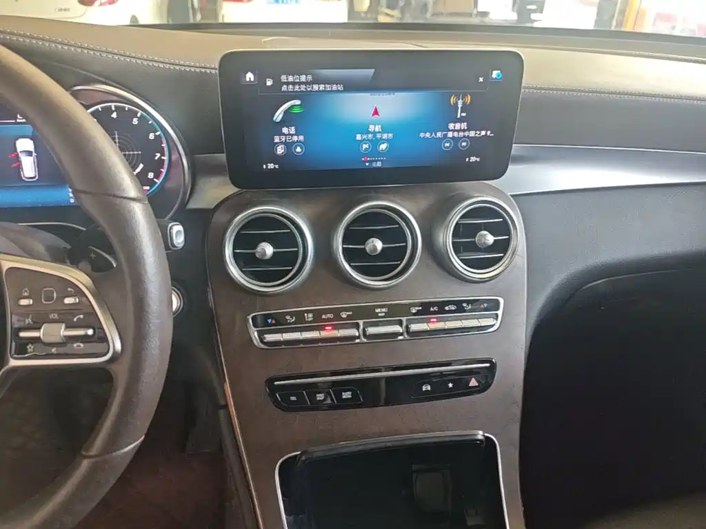 Mercedes-Benz GLC — миниатюра 13