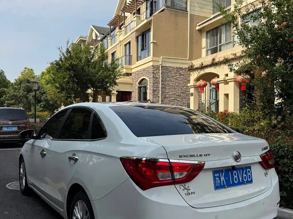 Buick Excelle — миниатюра 11