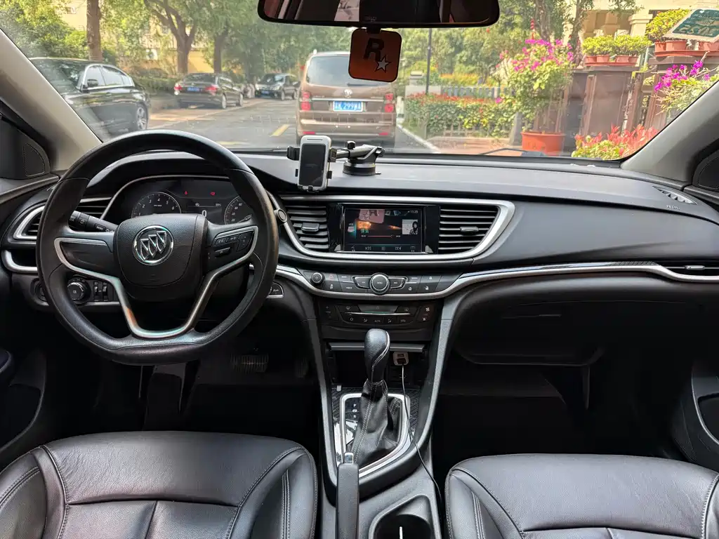 Buick Excelle — миниатюра 7