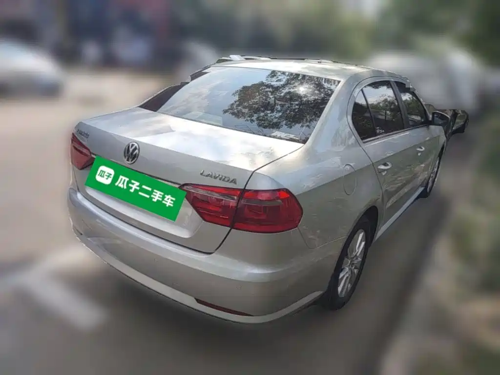 Volkswagen Lavida — миниатюра 10