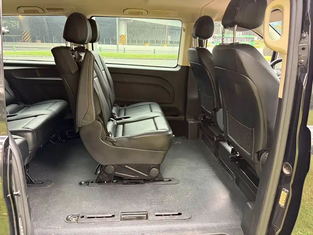 Mercedes-Benz Vito — миниатюра 11