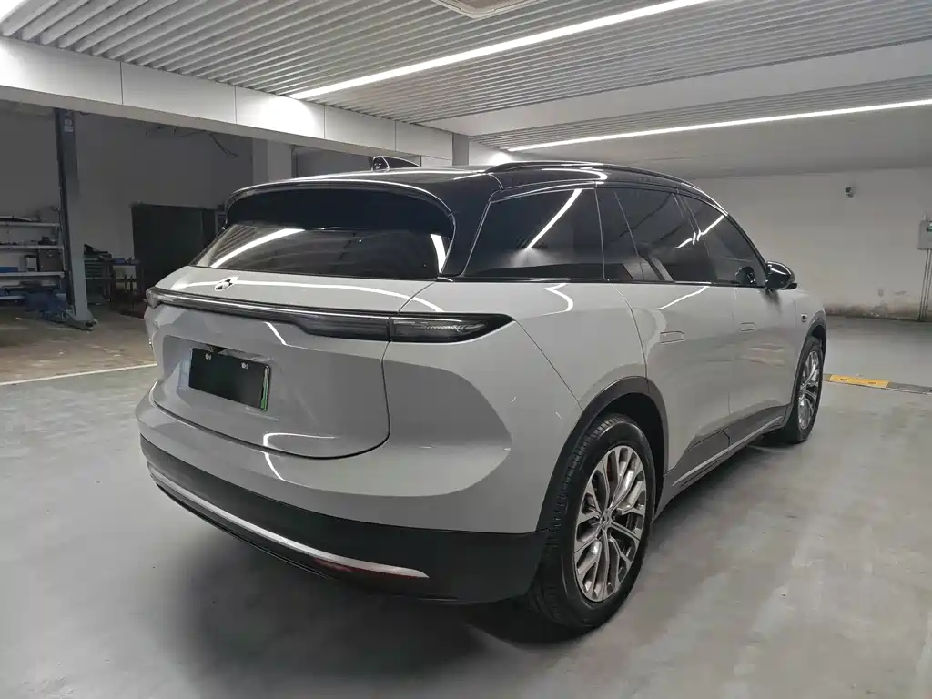 NIO ES6 — миниатюра 13