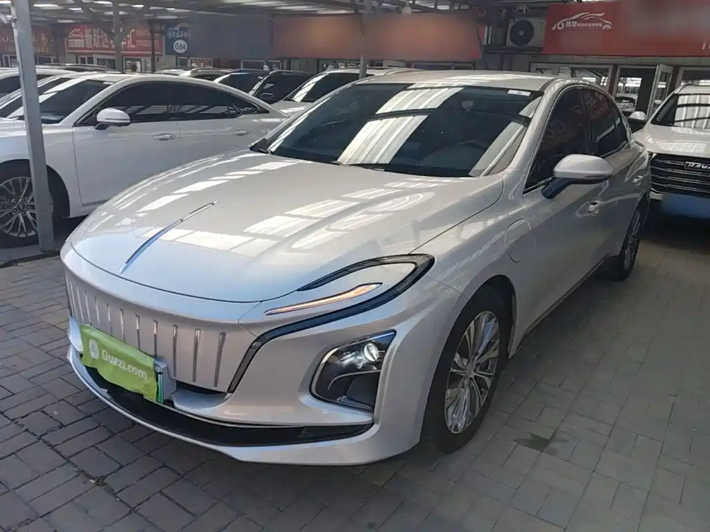 Hongqi Hongqi E-QM5