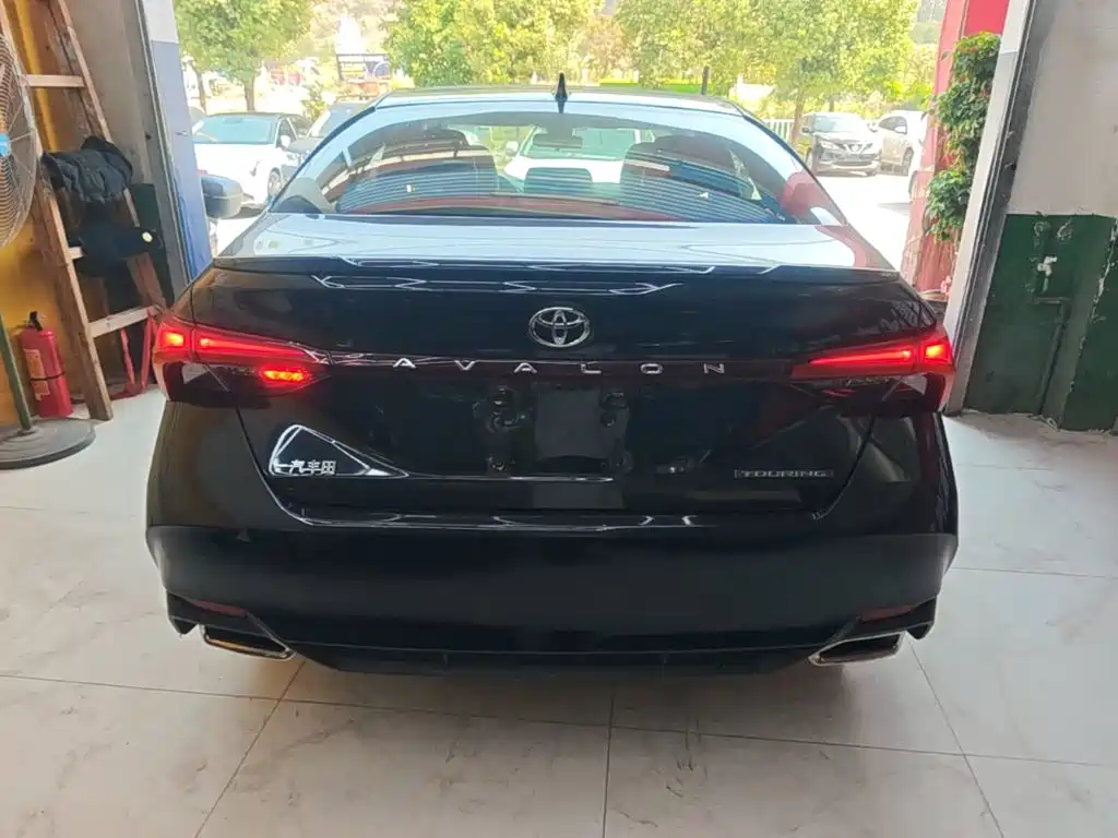 Toyota Avalon — миниатюра 6