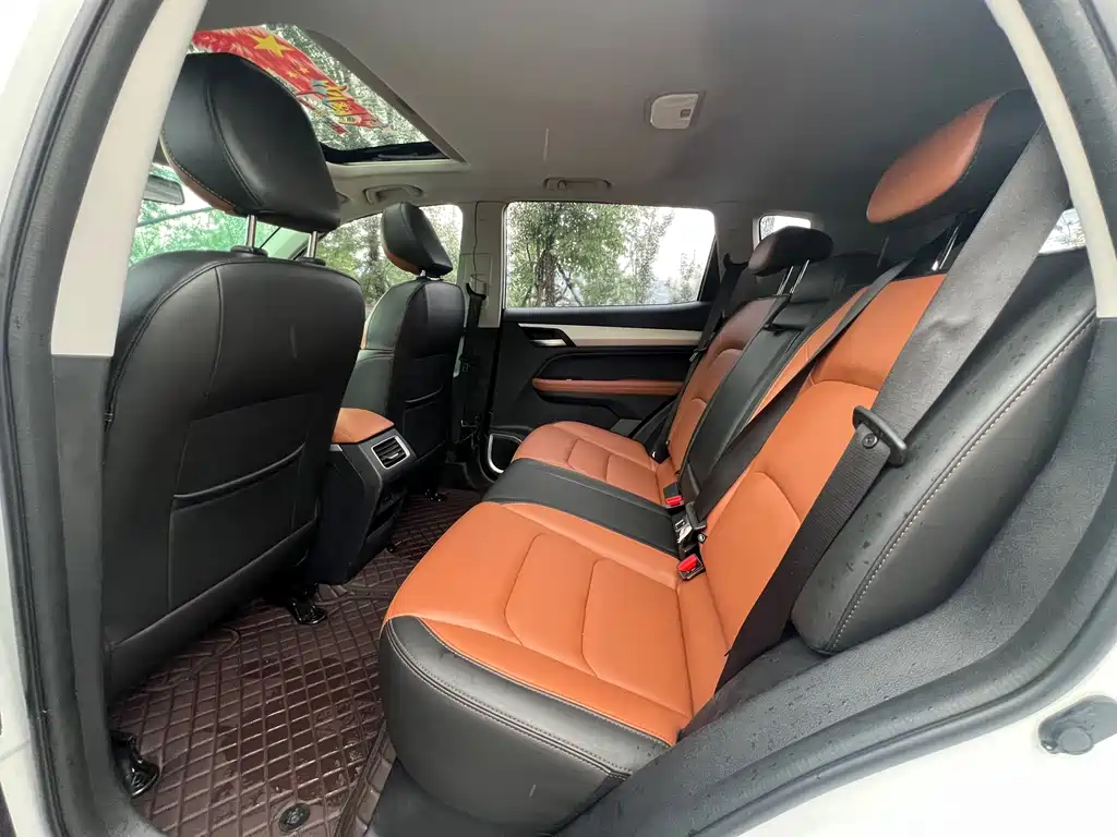 Geely Vision X6 — миниатюра 8