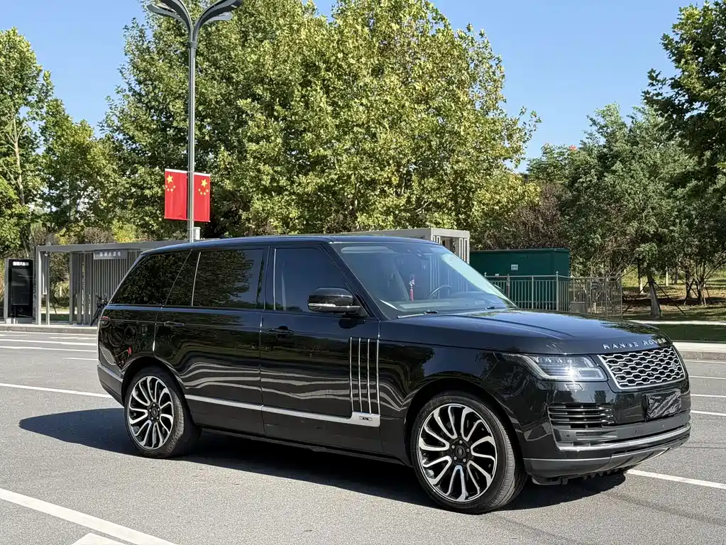 Land Rover Range Rover — миниатюра 3