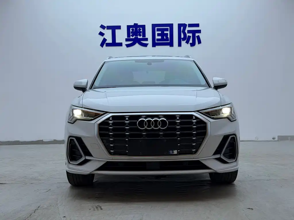 Audi Q3 — миниатюра 2