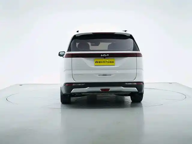 Kia Carnival — миниатюра 5