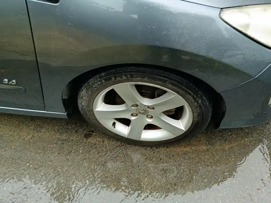 Peugeot 408 — миниатюра 6