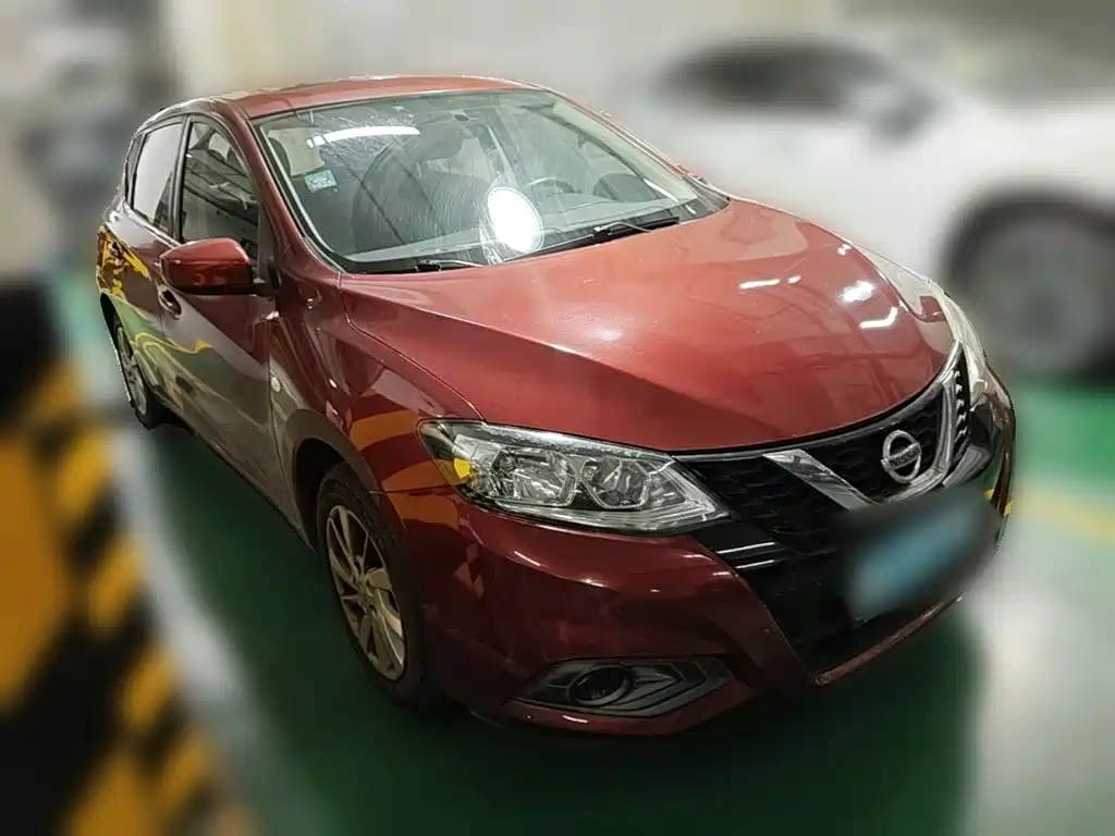 Nissan Tiida — миниатюра 6