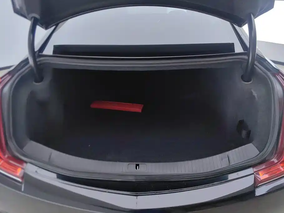 Cadillac XTS — миниатюра 4