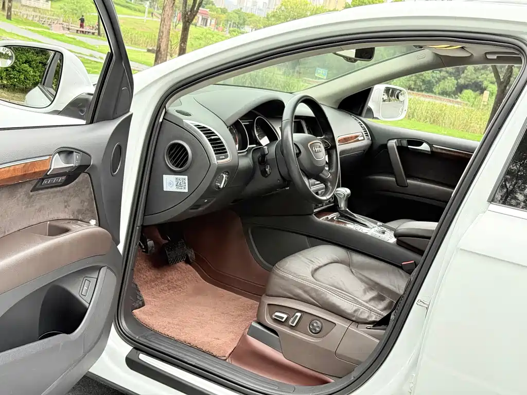 Audi Q7 2014 35 TFSI