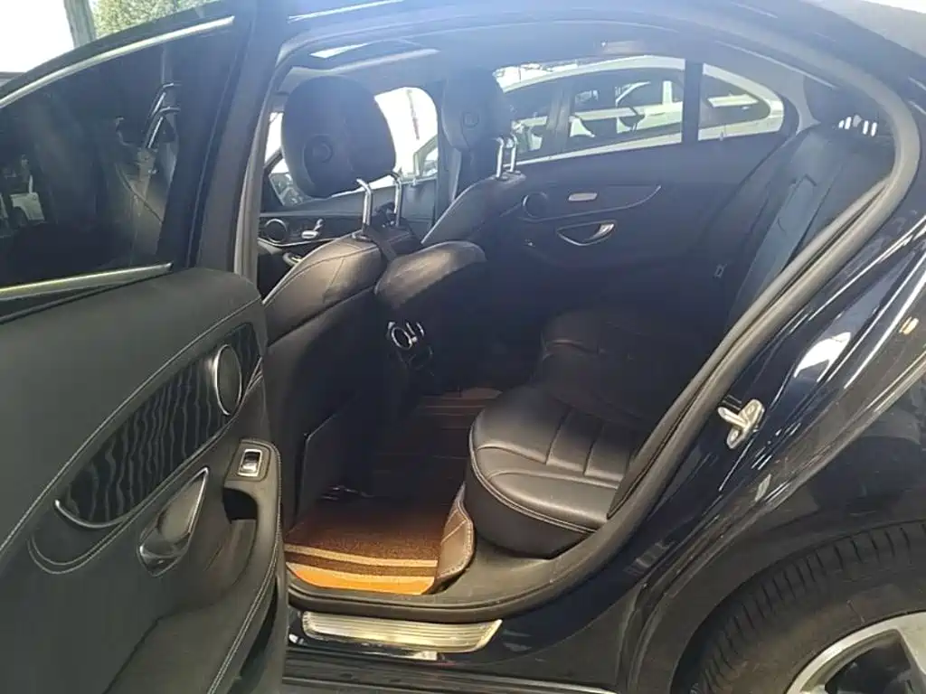 Mercedes-Benz C-Class — миниатюра 22