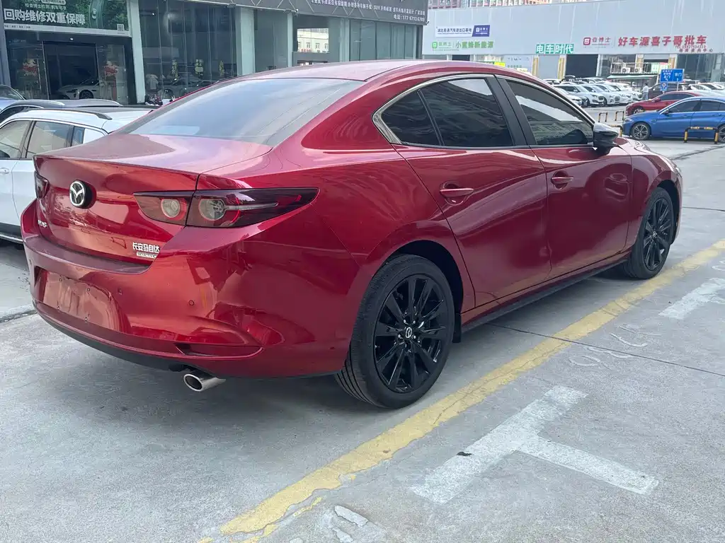 Mazda 3 Axela — миниатюра 8