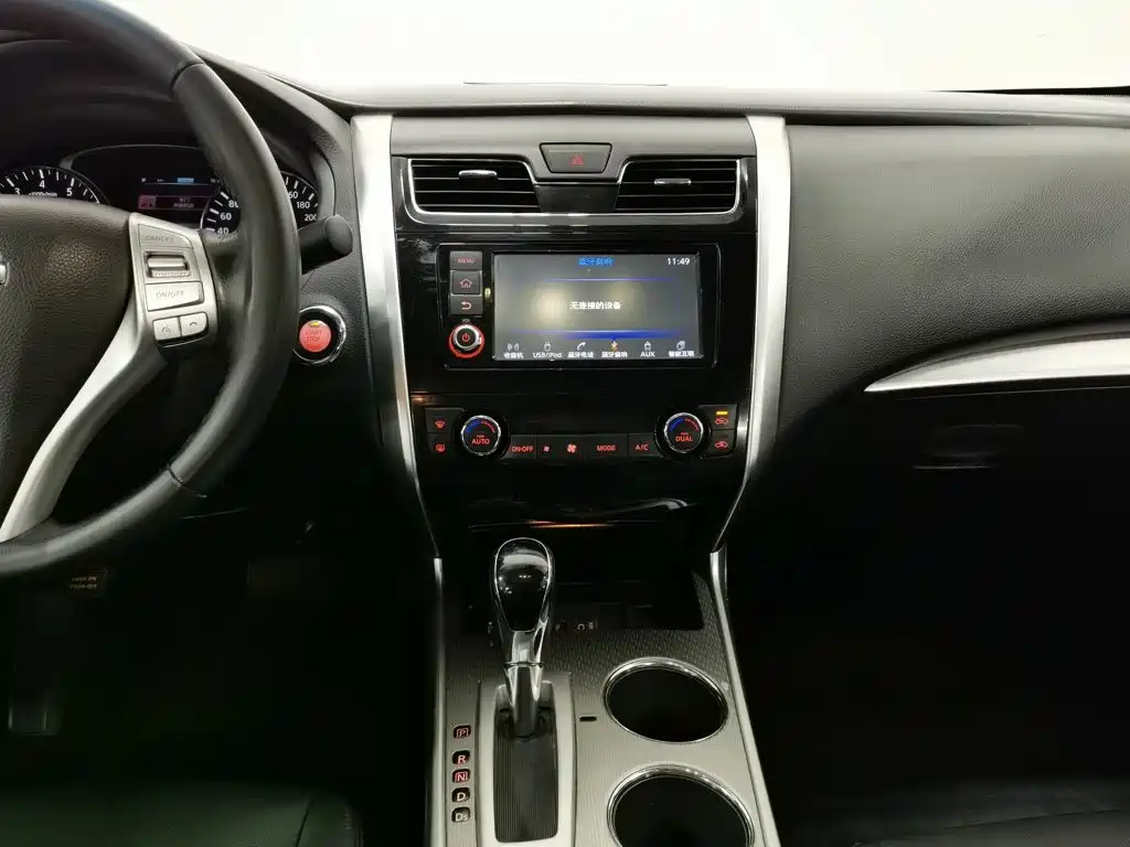 Nissan Teana — миниатюра 12