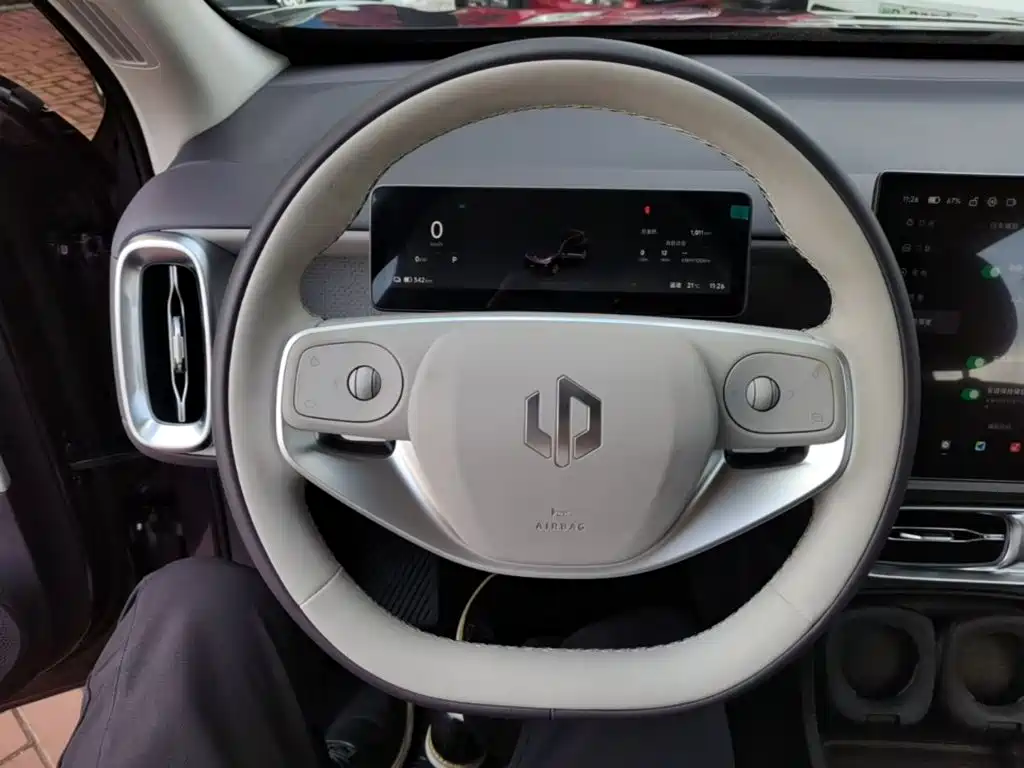 Leapmotor Leapmotor B10 — миниатюра 11