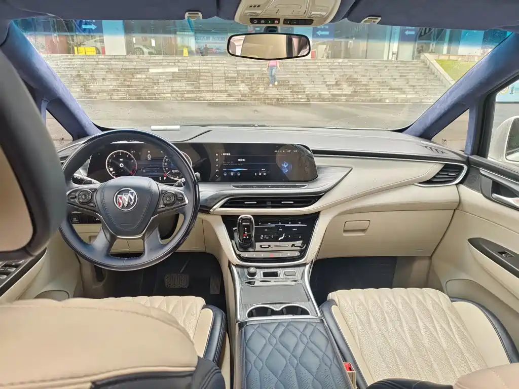 Buick GL8 — миниатюра 7