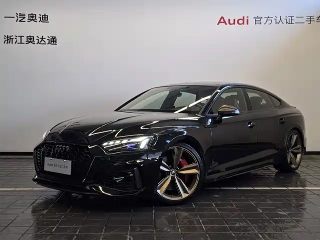 AUDI  RS 5 2024