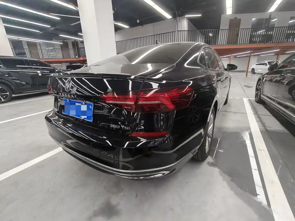 Volkswagen Passat — миниатюра 13